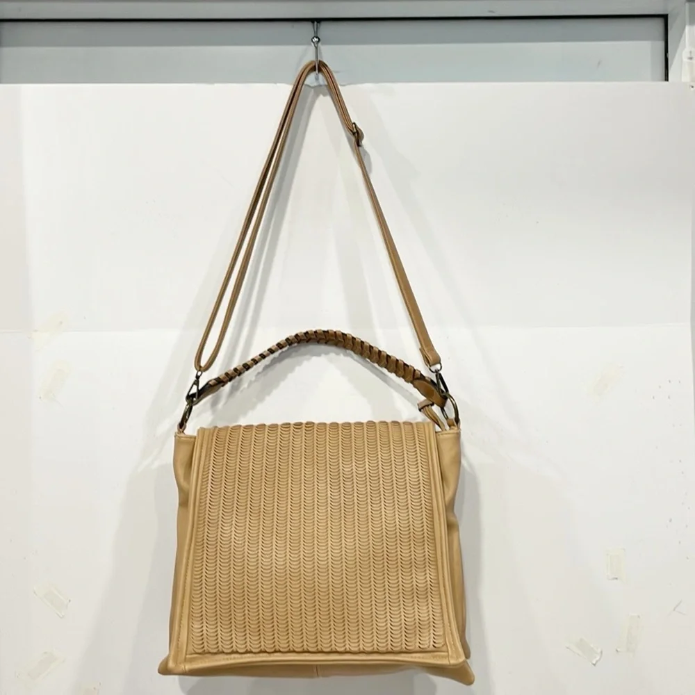 Coco + Carmen Giana Messenger Bag Shoulder Crossbody Tan Vegan‎ Faux Leather